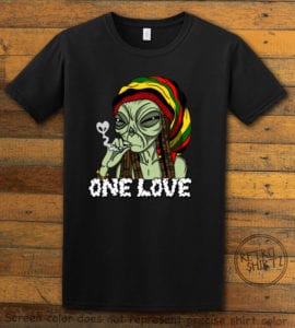 This is the main graphic design on a black shirt for the Weed Shirt: Rasta Alien